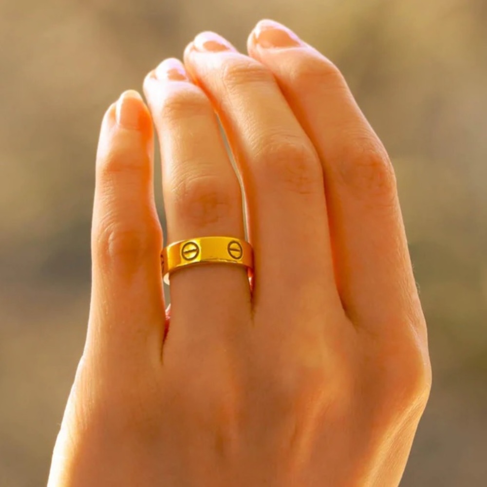 18k gold plated love ring /unisex ring
